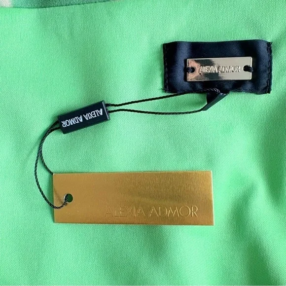 Alexia Admor Vibrant Green Abstract Dress - Picture 5 of 13